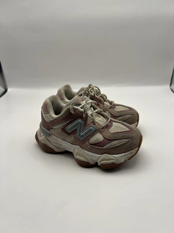 New Balance Baby Shoes 9060 Rose Pink Size 7 - Image 1 of 4
