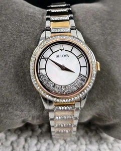 Reloj Mujer Bulova Cuarzo Swarovski Cristal Plata Oro 32mm Turnstyle 98L246 - Imagen 1 de 5