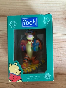 Disney Winnie Puuh Tigger Snowboard Schneeschuh Christbaumschmuck - Bild 1 von 6