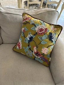 Yaya & Co Nori Handarbeit Bio Baumwolle Perlen Dekokissen Kunst Federfüllung - Bild 1 von 11