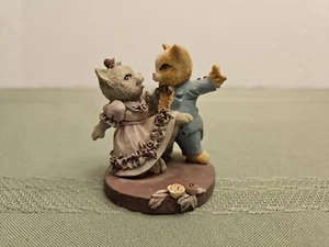 Estatuilla de pareja de gatos bailarines Enesco de colección - Imagen 1 de 11