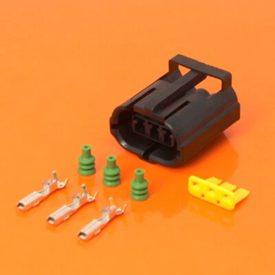 3 Way Connector to Fit WQT100030 Inertia Fuel Pump Switch MG Rover Land Rover - Image 1 of 4