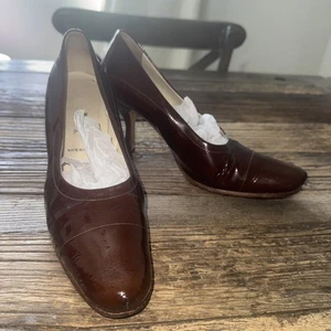 Vintage PRADA Patent Rich Chocolate Brown Leather Pumps 3.5” Heel Size 39 US 9 - Picture 1 of 11