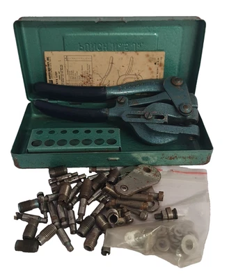 Punzón de mano Roper Whitney No.5 Jr con punzones y troqueles surtidos para metalurgia Foto 1 de 4