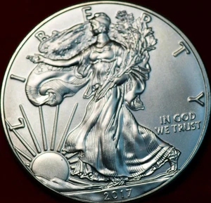 Uncirculated 2017 Philadelphia Mint American Silver Eagle Dollar - Picture 1 of 2