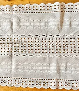 Vintage Beige Eyelet Lace Table Mantle Runner 13x57 Dresser Scarf - Picture 1 of 3