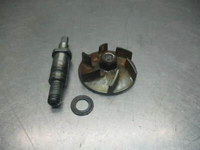Impulsor de bomba de agua Yamaha YZ400F 1999 5DJ-12451-00-00 Foto 1 de 4