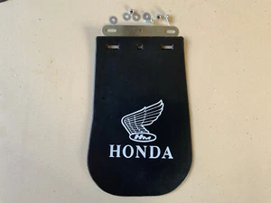 HONDA REAR MOTORCYCLE MUDFLAP 165MM X 245MM WITH FIXING BRACKET - Picture 1 of 1
