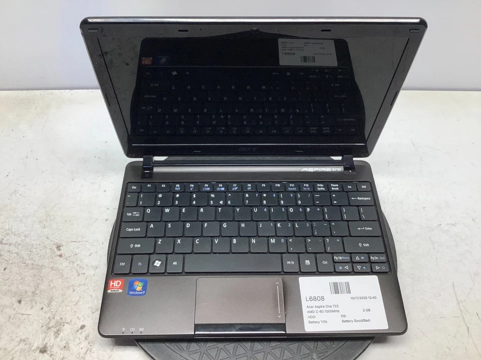 Acer Aspire One 722 AMD C-60 1000MHz 2 GB NO HDD/Battery - Image 1 of 4