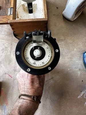 Brújula de rodamiento manual vintage Saura Marine HB-65G dorada navegación marítima Tokoyo Foto 1 de 4