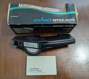 DYMO Office Mate II 1540 Embossing Label Maker Black Handheld for 3/8"-1/2" Tape - Picture 1 of 8