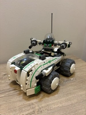 Lego GALAXY SQUAD Vermin Vaporizer 70704 99% Complete NO MINIFIGS - Image 1 of 4