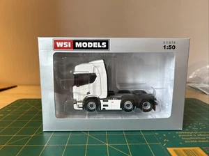 WSI 03-2005 Scania R Highline CR20H 6x2 Twin Steer White 1:50 - Picture 1 of 12
