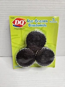 2009 Dairy Queen DQ Eis Sandwich Spielzeug Kunststoff Boley gefälschte Lebensmittel Werbung - Bild 1 von 4
