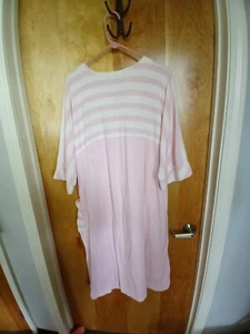 DAMEN VILLAGE FAIR XL 20 22 FROTTEE MORGENMANTEL ROSA REISSVERSCHLUSS FRONTTASCHEN - Bild 1 von 2
