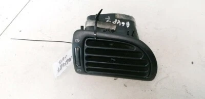 Peugeot 406 2001 Salpicadero Ventilación (Rejilla Ventilación Aire) USADO, Original #1157134-02 Foto 1 de 4