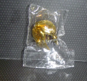 Casco de repuesto dorado cromado ROMULAN MEGO STAR TREK hecho de fábrica nuevo sin usar en paquete - Imagen 1 de 4
