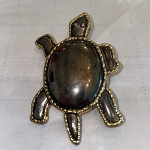 Broche Colgante Vintage BEST Silver Tono Oro TORTUGA TORTUGA CHASQUIDO TORTUGA - Imagen 1 de 7
