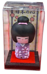 Japanese Kokeshi With Flower Outfit Heart of Japan 2.5" Wooden Figure - Picture 1 of 3