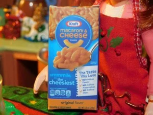 Kraft Macaroni and Cheese Zuru Mini Brands Miniature fits Barbie Dollhouse Food - Picture 1 of 1