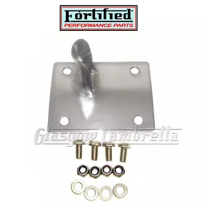 Lambretta GP 125 150 200 POLISHED STAINLESS SEAT CATCH / LOCKING PLATE + FIXINGS - Picture 1 of 2