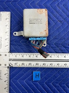 1998-2002 Isuzu Trooper Alarm & Relay Control Module Unit 897167991106 OEM#953EM - Picture 1 of 7