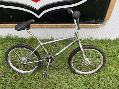 Vintage 90s diamondback viper bmx bicycle - Image 1 of 4