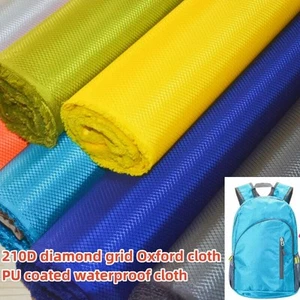 Tela resistente al agua recubierta de PU Oxford Jacquard con estampado de diamantes 210D - Imagen 1 de 17