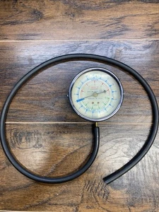 Vintage Snap-on Vacuum & Fuel Pressure Gauge - Red - Bottom Mount - 3.75” TESTED - Bild 1 von 5