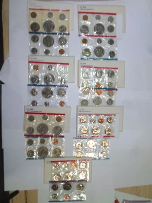 1975,'76.'77,'78,'79,'80 & '81 BU Coin Sets, U.S Mint* Lot of 7 Sets* Envelopes - Image 1 of 4