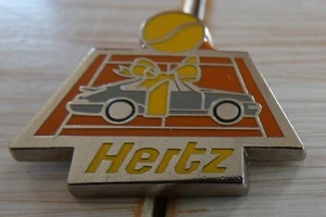 SCHÖNE PINS SPORT TENNIS ROLAND GARROS HERTZ PORSCHE 911 ZAMAC AMC - Bild 1 von 6