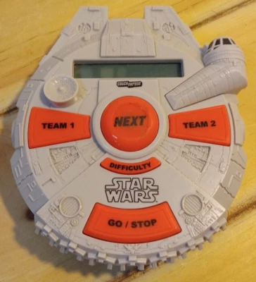 2015 STAR WARS MILLENNIUM FALCON CATCH PHRASE HASBRO HANDHELD ELECTRONIC GAME - Image 1 of 4