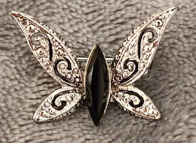 Small 1" Silver Filigree Metal With Black Stone Butterfly Pin / Brooch Jewelry - Image 1 of 4