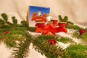 Kerzenständer mit Engel rot handbemalt Erzgebirge - Bild 1 von 2