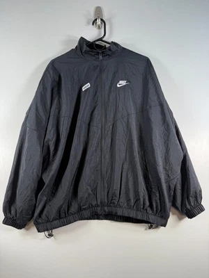 Nuevo con etiquetas Nike Mujer Cremallera Completa Essential Cortavientos Nylon Tejido Chaqueta Negra Talla Grande Foto 1 de 4