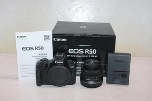 Canon EOS R50 4K videocamera mirrorless con obiettivo RF-S 18-45 mm f/4.5-6.3 IS STM - Foto 1 di 18