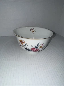 Cuenco de porcelana Avon American Heirloom Independance Day 1981 6"L X 3,5"T UE - Imagen 1 de 5