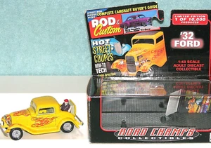 Hot Street "O" Coupés - "Yellow 1932 Ford Model B Coupe w/ Rider in Rumble Seat" - Bild 1 von 9