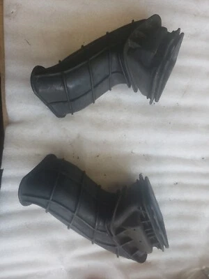 2006 06 07 Kawasaki Ninja ZX1000D ZX1000 ZX10R ram air ducts rubber boots - Image 1 of 4
