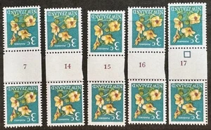 New Zealand 1967,  3c Puarangi Hibiscus,  coil numbered pairs SG 849 - Picture 1 of 2