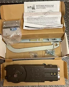 Resorte de trabajo regular CRL Jackson® aluminio satinado 105o sin sujeción abierto más cerrado - Imagen 1 de 13