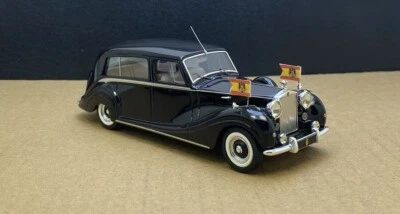 1/43 劳斯莱斯 1952 Phantom IV,H.J. Mulliner 豪华轿车 5 座底盘 4AF14 — 第 1/4 张图片