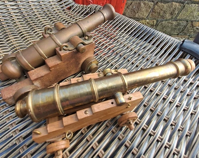Brass Model Cannons   - Vintage Pair of V Good Quality Brass Military Cannons ! - Image 1 of 4