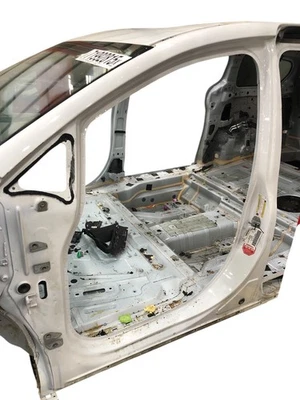 2017-2024 CHRYSLER PACIFICA OEM LH FRONT LEFT SIDE ROCKER PANEL *STRUCTURE CUT* Foto 1 de 4