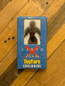 Marvel’s Earth X Venom (esclusiva ToyFare/Wizard) rara mai aperta da collezione - Foto 1 di 4