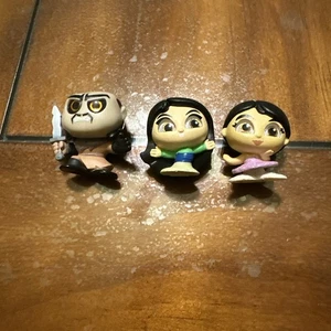 disney doorables villains Rivaling Royals Mulan Shan Yu Lot 3 Mini Figuren - Bild 1 von 12