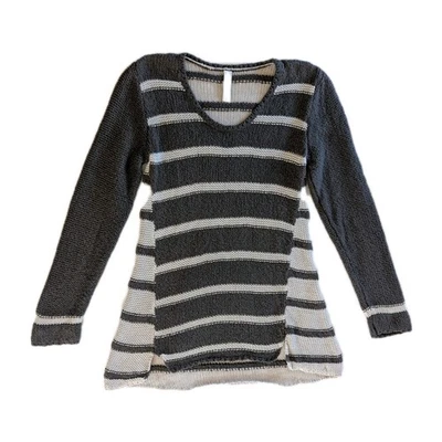 Suéter Tejido Indigenous Designs Talla S Algodón Orgánico Caqui Verde Crema Rayas Foto 1 de 4