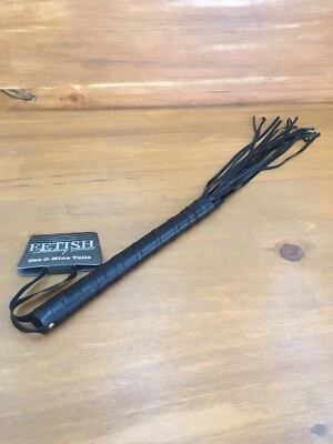 Fetish Fantasy Cat-O-Nine Tails - Negro Foto 1 de 3