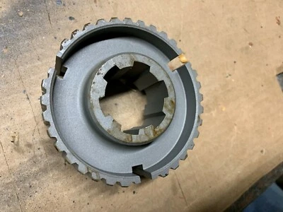 Chevrolet Chevelle Borg Warner T-16-1 1966, bloque sincronizador de 3 velocidades Foto 1 de 2