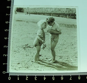 Magic Lantern Slide photograph two young children on the beach social history - Picture 1 of 4